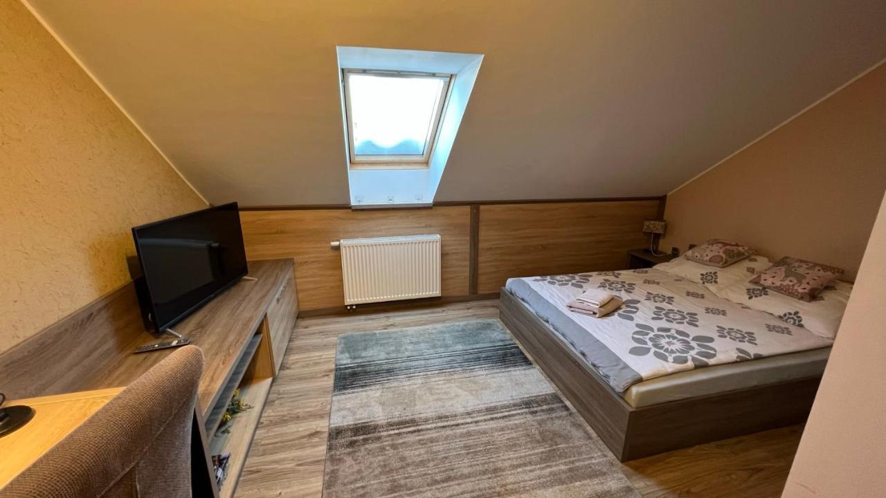 Fitnessfun Bed & Breakfast Krzyz Wielkopolski ภายนอก รูปภาพ
